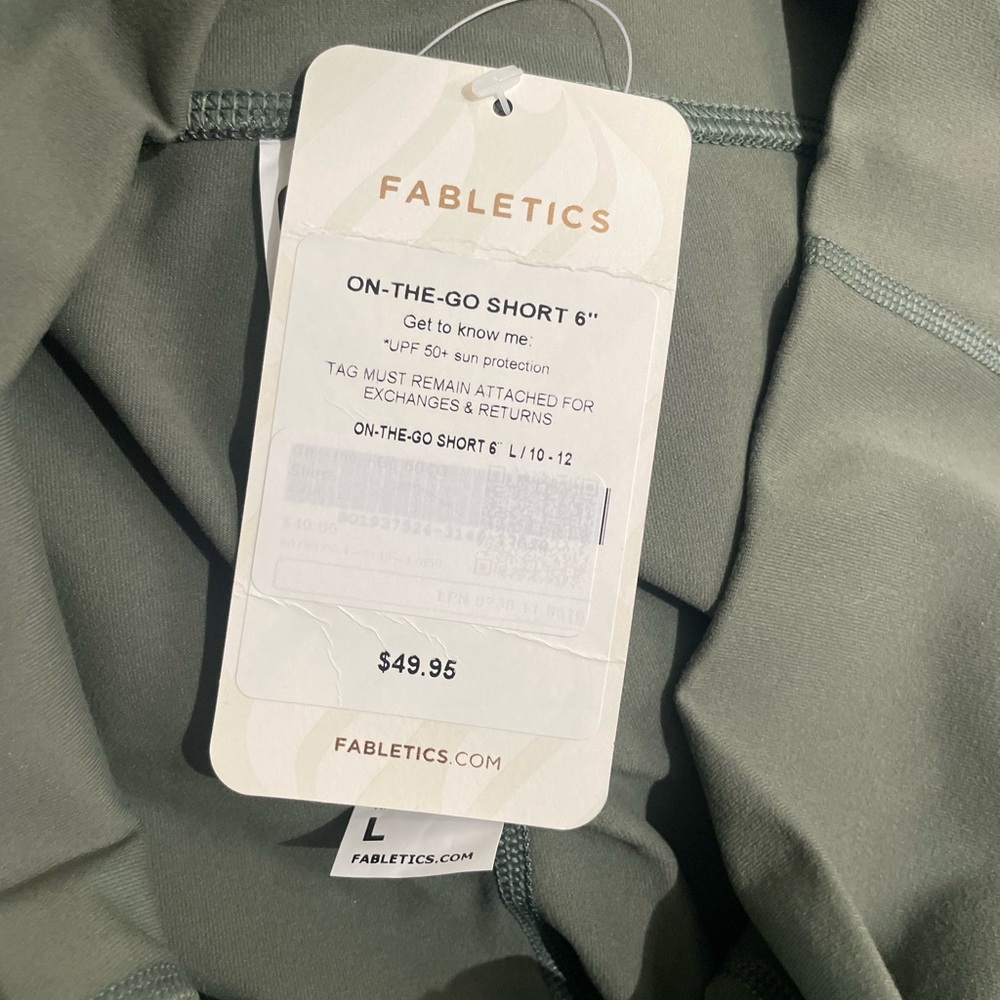 NWT fabletics on the go shorts